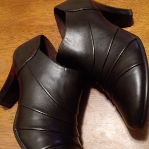 Aerosole bootie